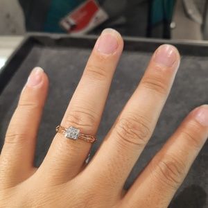 Meet your Posher, Datish